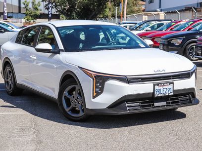 Certified 2025 Kia K4
