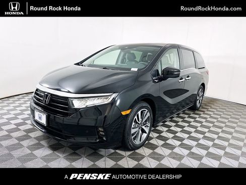 Certified 2024 Honda Odyssey Touring image 1