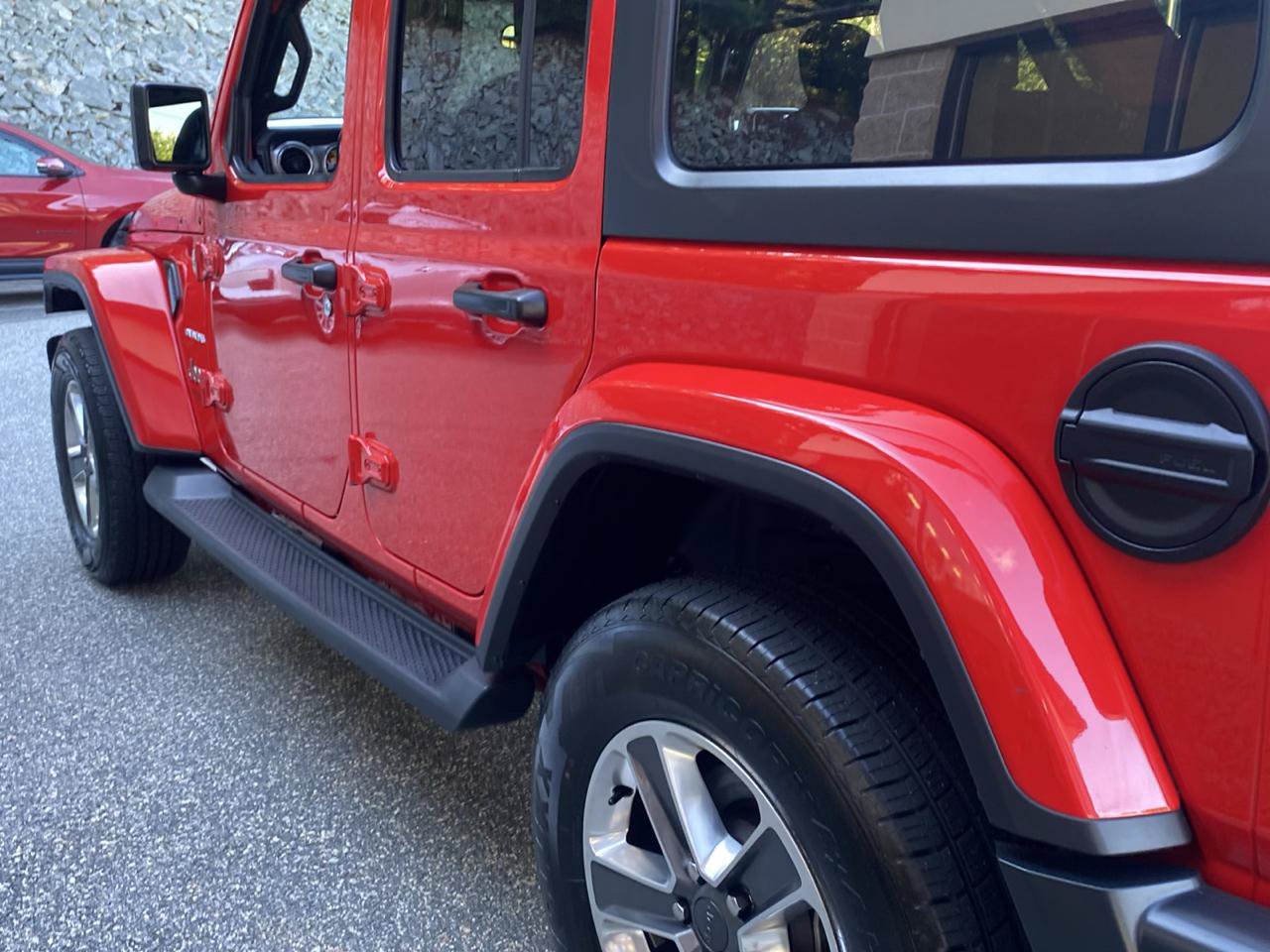 Used 2020 Jeep Wrangler Unlimited Sahara AWD/4WD image 32