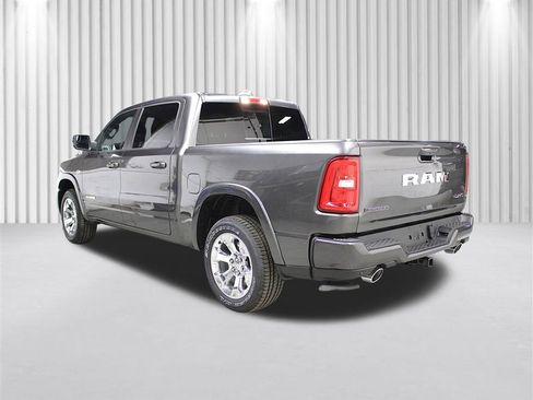 New 2026 RAM 1500 4x4 Crew Cab image 5