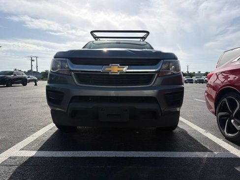 Used 2019 Chevrolet Colorado W/T w/ WT Convenience Package RWD image 4