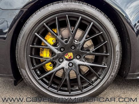 Used 2020 Porsche Panamera GTS AWD/4WD image 11