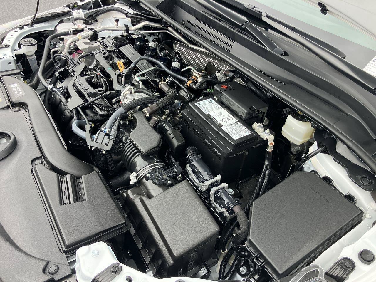 Certified 2025 Toyota Corolla LE FWD image 31