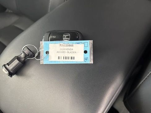 Certified 2024 Honda Accord EX-L image 36