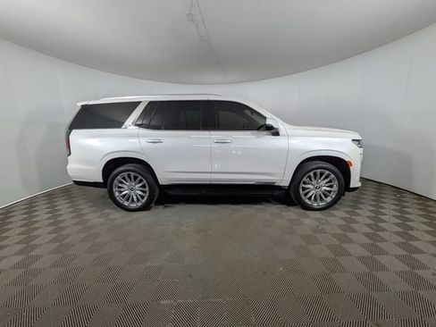 Used 2021 Cadillac Escalade Premium Luxury AWD/4WD image 3
