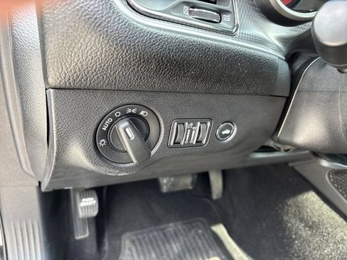 Used 2019 Dodge Challenger SRT Hellcat Redeye RWD image 22