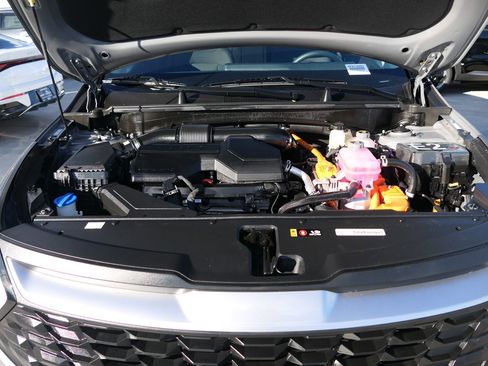 Certified 2025 Kia Sportage LX image 27