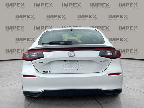 Used 2024 Honda Civic Sport image 4