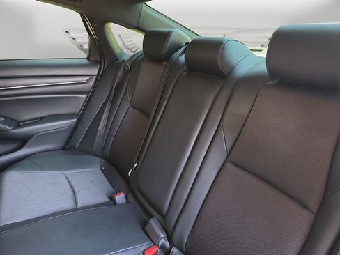 Used 2019 Honda Accord Sport image 16