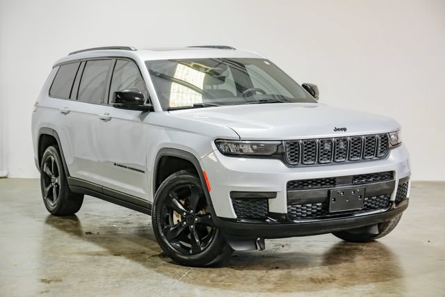 Used 2021 Jeep Grand Cherokee L Laredo RWD image 8