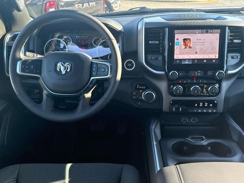 New 2026 RAM 1500 4x4 Crew Cab image 10