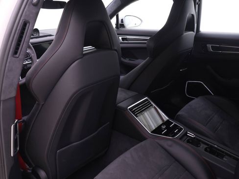 Used 2019 Porsche Panamera GTS AWD/4WD image 19