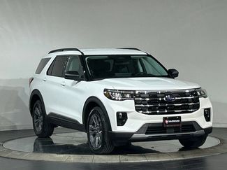 New 2026 Ford Explorer Active w/ Active Comfort Package AWD/4WD video 2