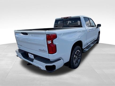 New 2026 Chevrolet Silverado 1500 High Country w/ Technology Package AWD/4WD image 8