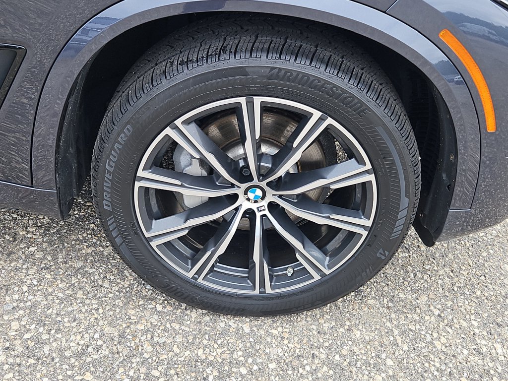 Used 2019 BMW X5 xDrive40i w/ M Sport Package AWD/4WD image 10