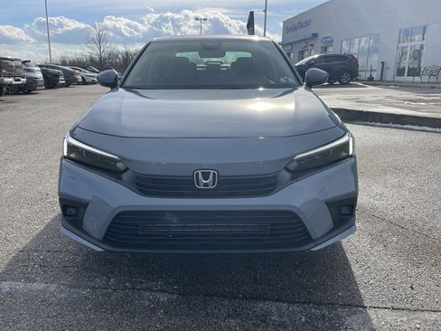 Used 2024 Honda Civic Touring image 8