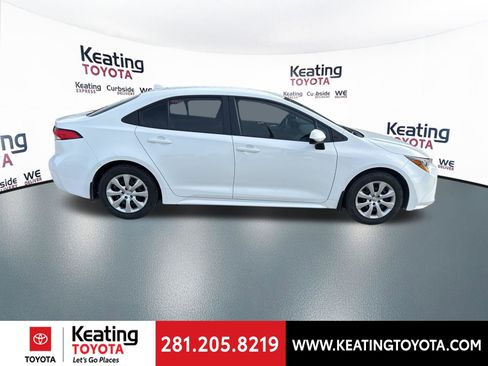 Used 2025 Toyota Corolla LE image 8