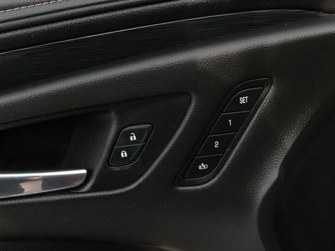 Used 2017 Buick Envision Essence w/ LPO, Cargo Package image 17