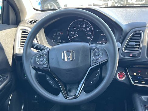 Certified 2022 Honda HR-V EX image 8