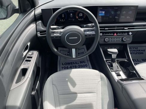 New 2026 Hyundai Santa Cruz SE image 11