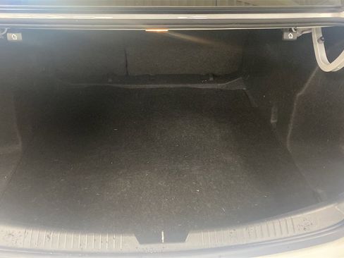 Used 2018 Chevrolet Malibu LS image 24