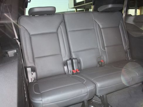 Used 2025 GMC Yukon Denali w/ Denali Reserve Package AWD/4WD image 20
