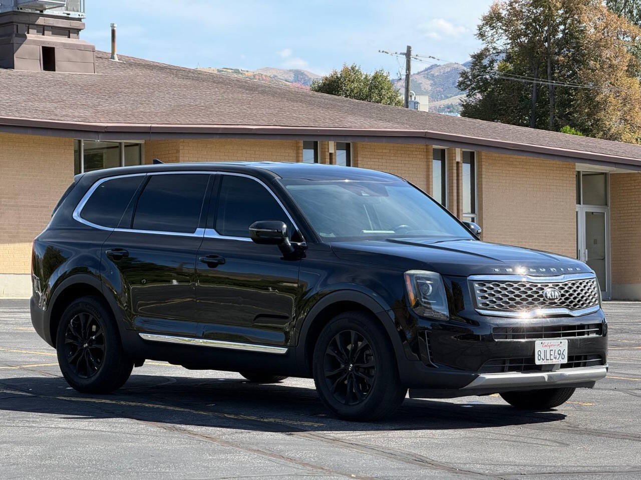 Used 2020 Kia Telluride LX AWD/4WD image 7