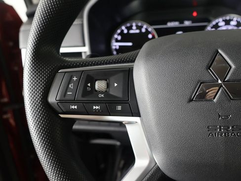 New 2026 Mitsubishi Outlander ES AWD/4WD image 40