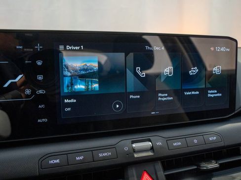 New 2025 Kia K4 EX image 13