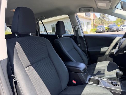 Used 2016 Toyota RAV4 LE AWD/4WD image 27