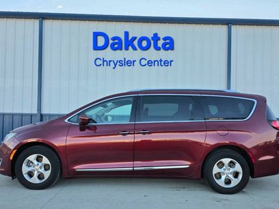 Used 2017 Chrysler Pacifica Touring-L Plus