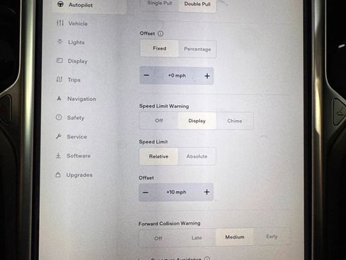 Used 2017 Tesla Model X 75D image 35