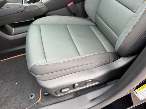 New 2026 GMC Terrain AT4 w/ Convenience Package III AWD/4WD image 19