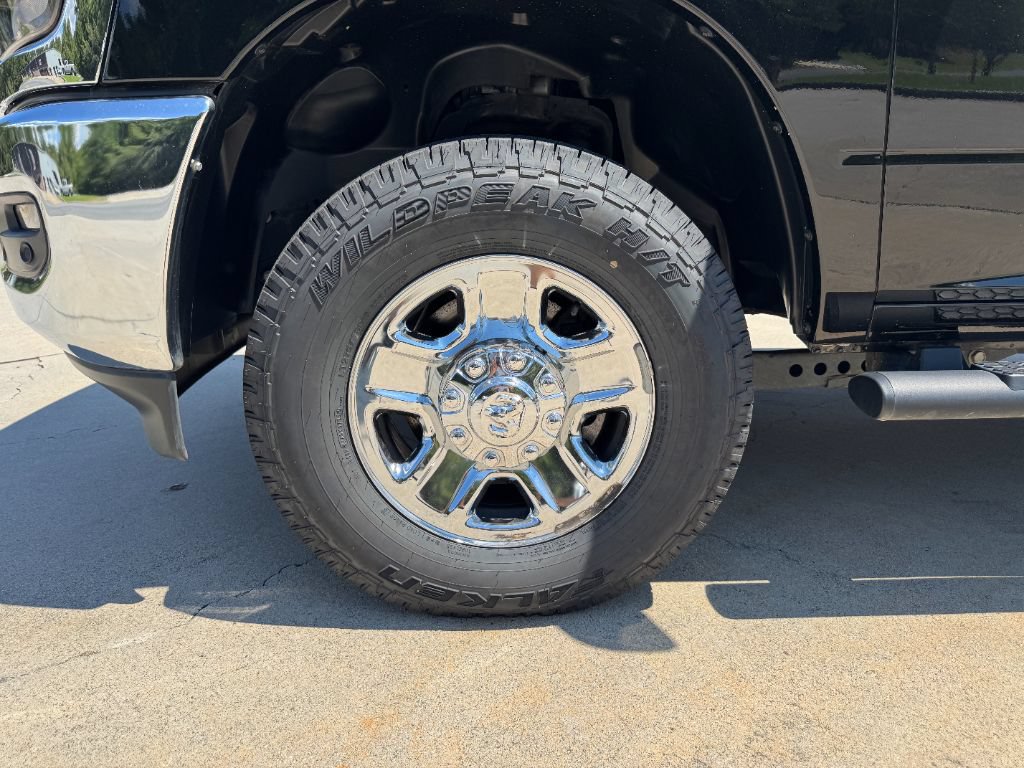 Used 2025 RAM 2500 Tradesman AWD/4WD image 10