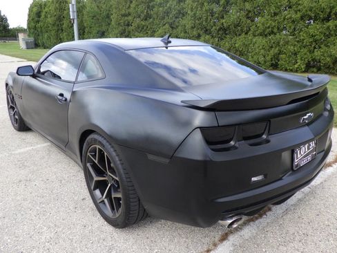 Used 2013 Chevrolet Camaro SS image 3