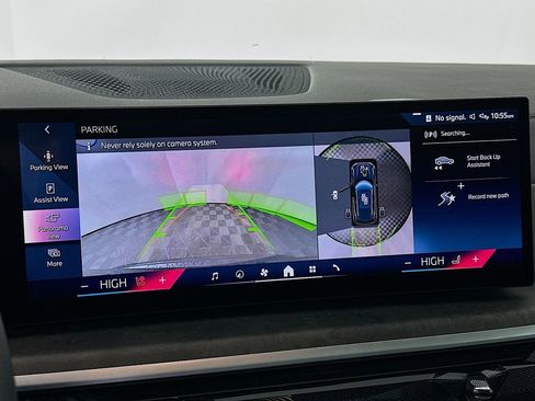 Used 2025 BMW X5 xDrive40i w/ Premium Package image 18