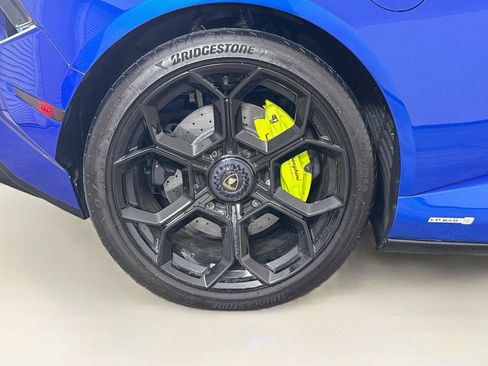 Used 2023 Lamborghini Huracan Tecnica RWD image 24