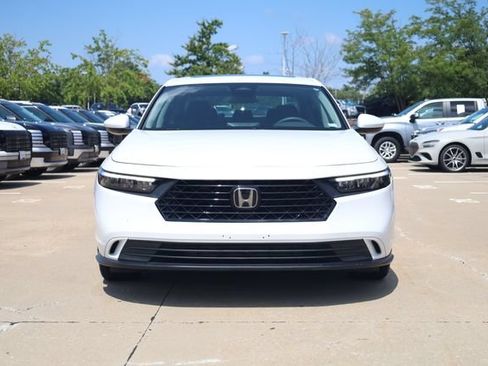 Used 2024 Honda Accord EX image 4