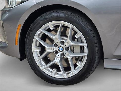 Used 2026 BMW 330i xDrive Sedan AWD/4WD image 9