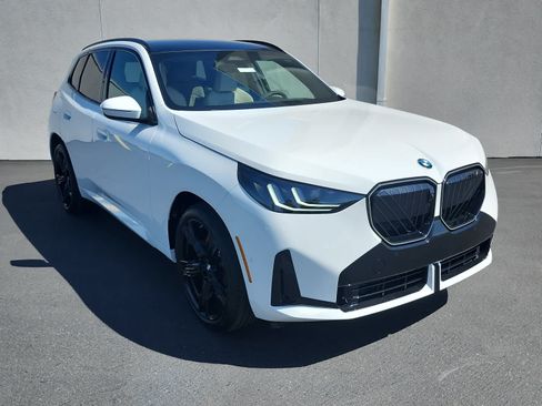 New 2026 BMW X3 xDrive30 w/ Premium Package AWD/4WD image 2
