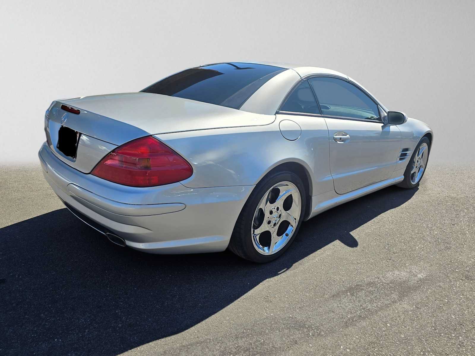 Used 2005 Mercedes-Benz SL 500 image 3