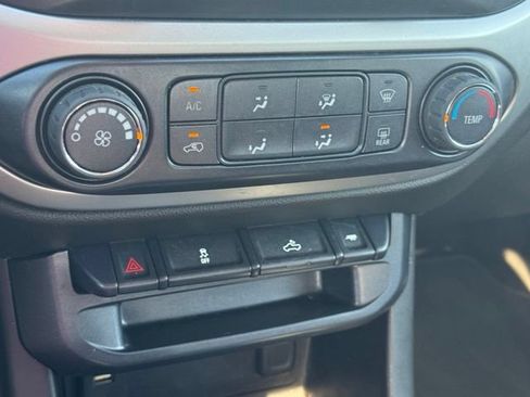Used 2016 Chevrolet Colorado LT w/ LT Convenience Package AWD/4WD image 33