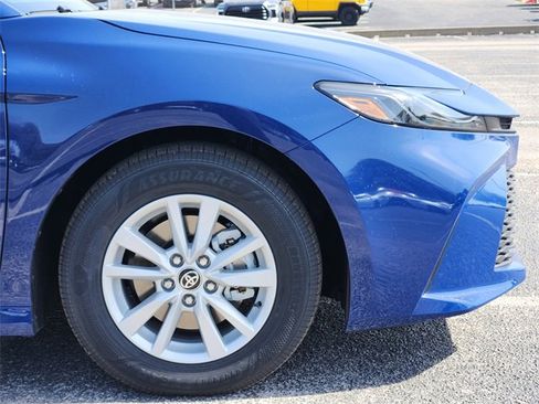 New 2026 Toyota Camry LE image 5