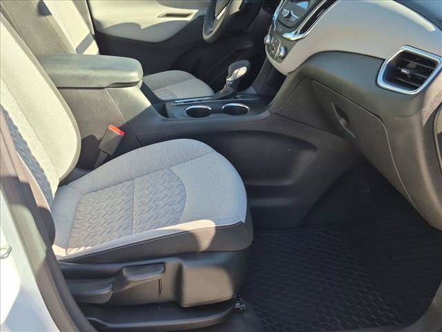 Used 2024 Chevrolet Equinox LS w/ LS Convenience Package FWD image 17