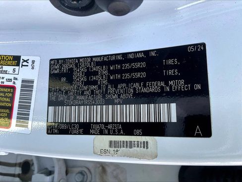 Used 2024 Toyota Highlander XSE FWD image 17