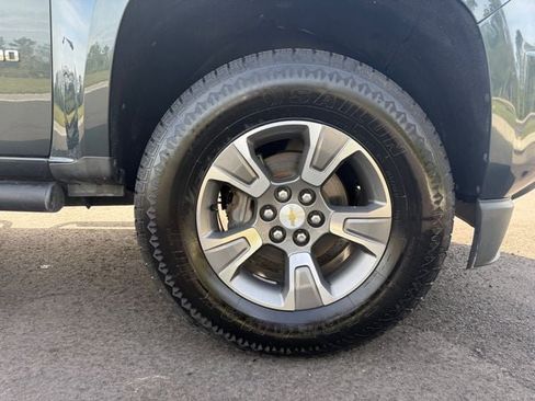 Used 2018 Chevrolet Colorado Z71 image 14