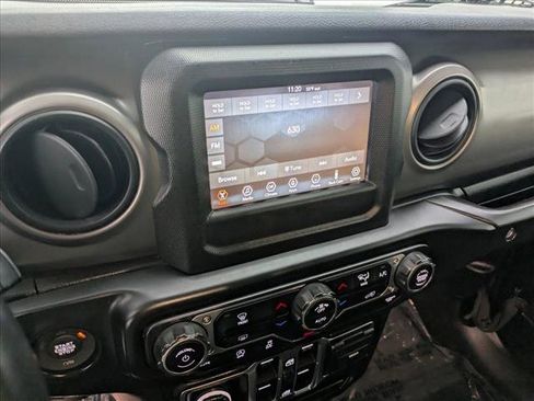 Used 2019 Jeep Wrangler Unlimited Sport S AWD/4WD image 12