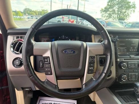 Used 2015 Ford Expedition Limited w/ Equipment Group 301A RWD image 15