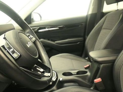 Used 2024 Kia Seltos S FWD image 21