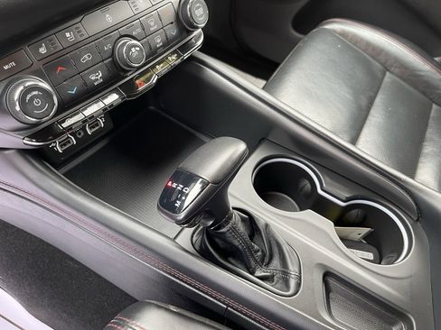 Used 2024 Dodge Durango GT image 39